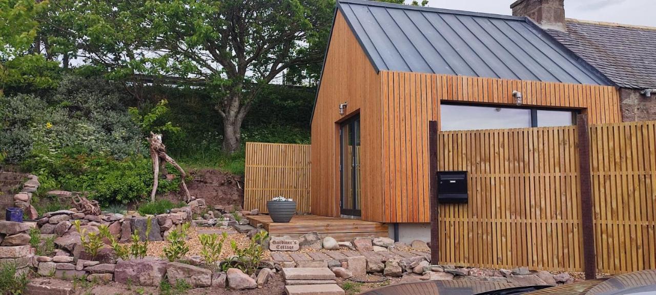 Stonehaven 2 Bedroom Seaside Cottage With Garden Exterior photo